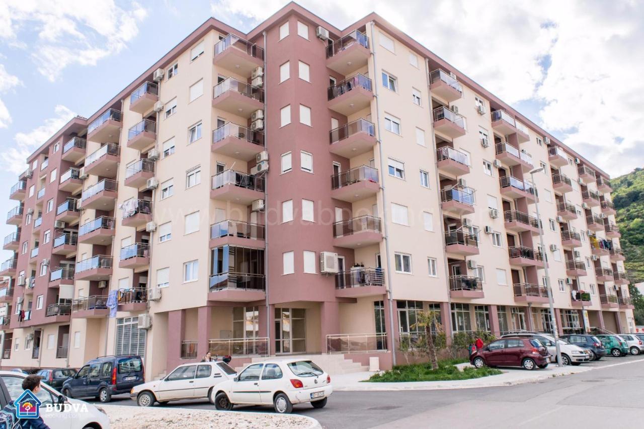 Apartment Ana *